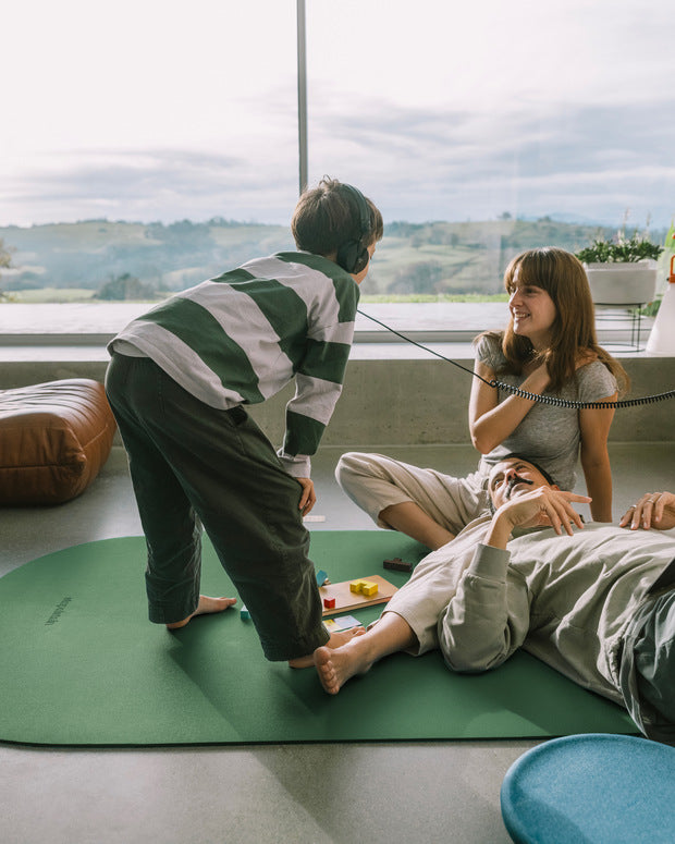 Stapelstein® Mat – La alfombra de gateo y de juego para bebés, niños y familias 